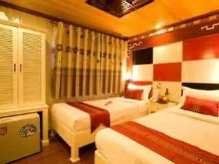 Halong Legacy Cruise Khách sạn