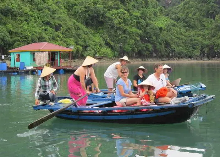 Halong Legacy Cruise Khách sạn 3*